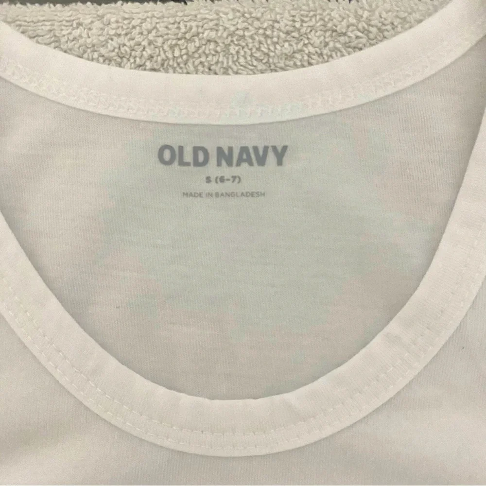 Old Navy Boys Peace Smiley Face White Tank Size Small 6/7 NWOT